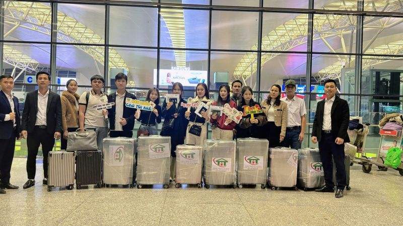 ​MỘT TUẦN TR&Agrave;N ĐẦY NHỮNG CHUYẾN BAY HY VỌNG - TMT EDU