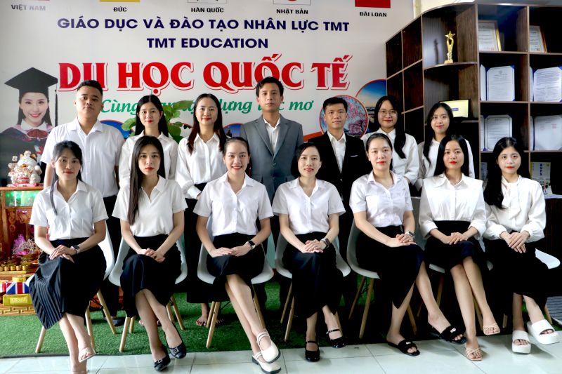 Đ&Ocirc;I N&Eacute;T VỀ CH&Uacute;NG T&Ocirc;I